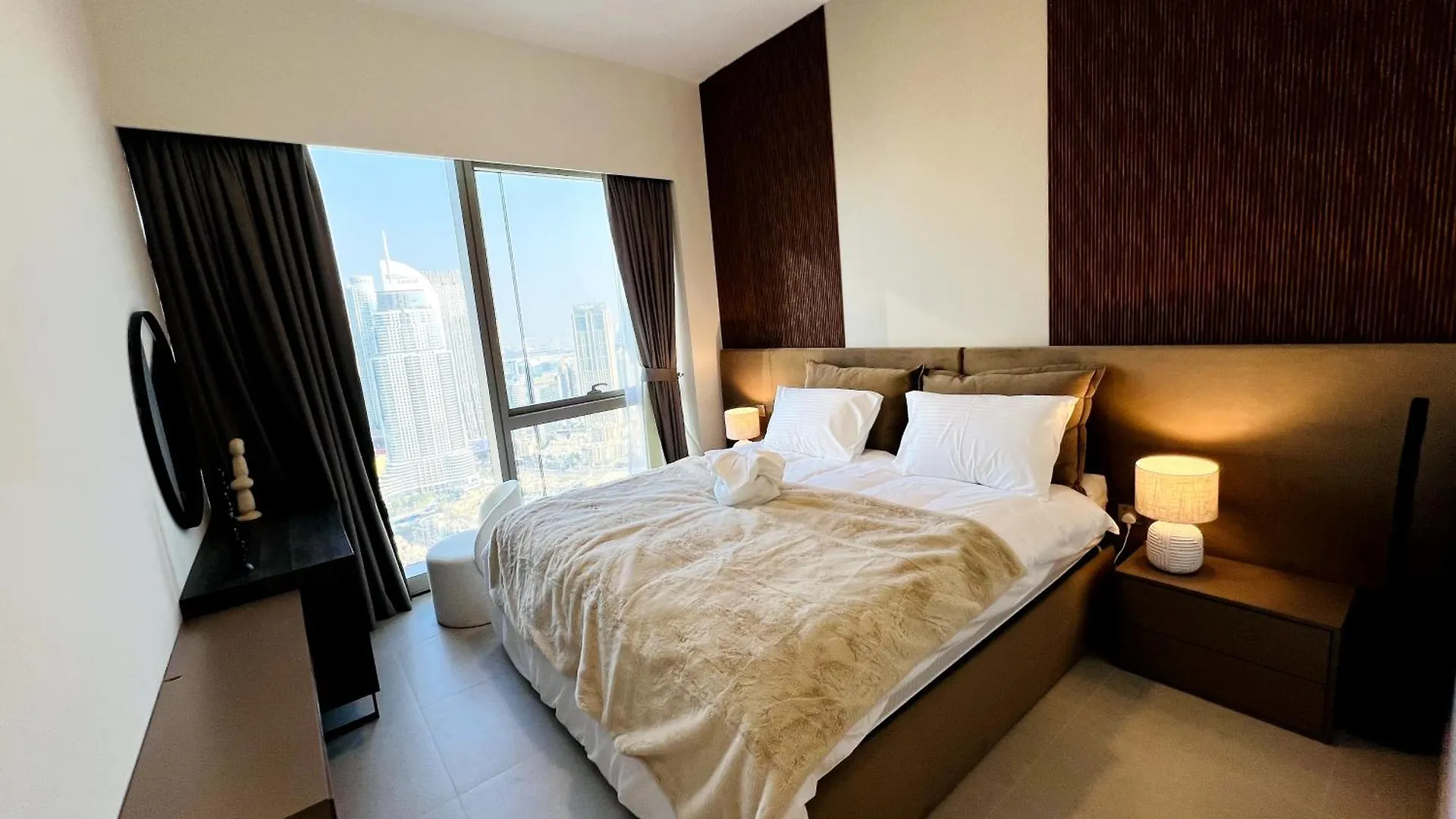 Cozy 2Br Apartment Burj Khalifa & Fountain Views Dubai