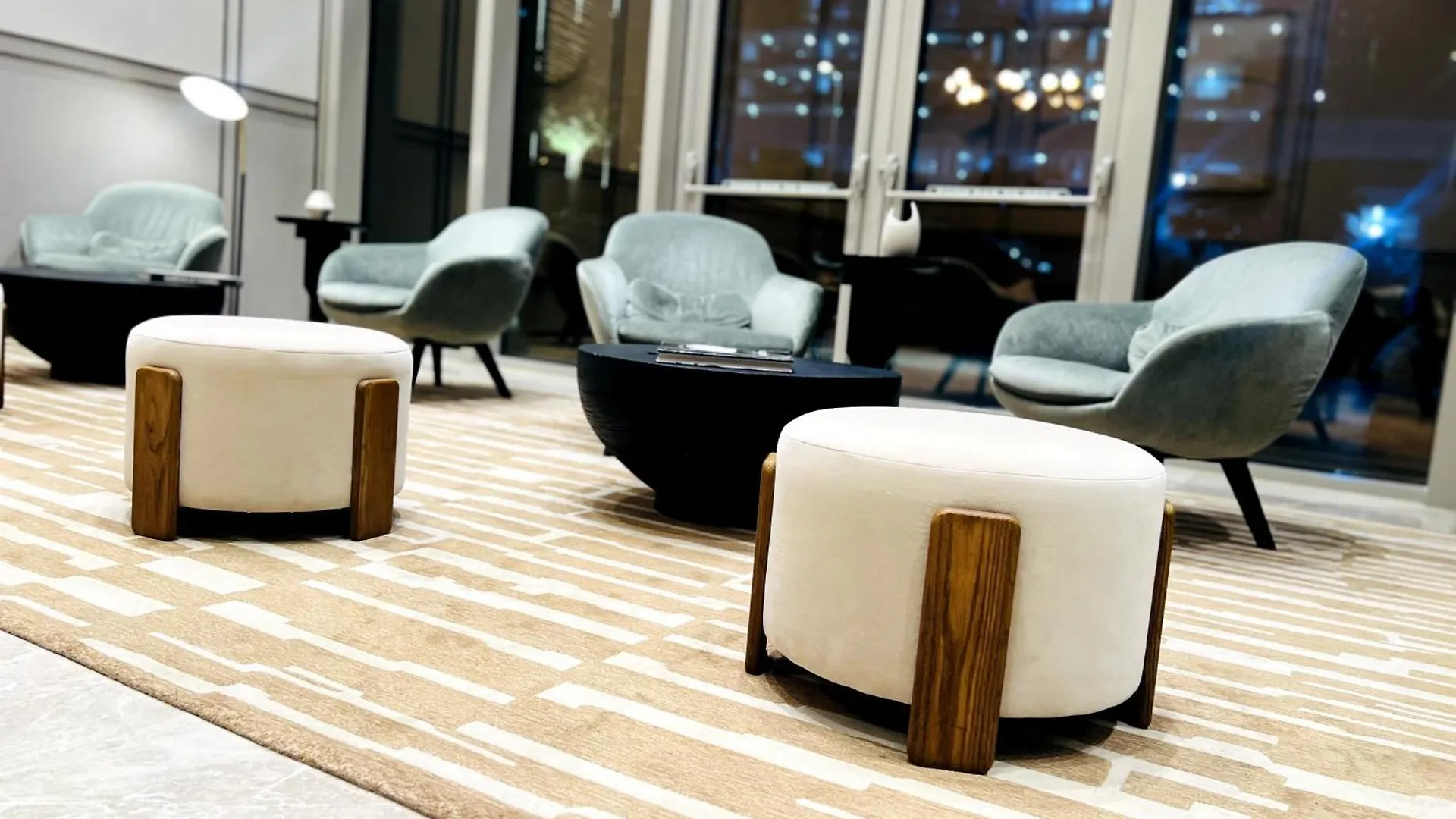 Cozy 2Br Apartment Burj Khalifa & Fountain Views Dubai