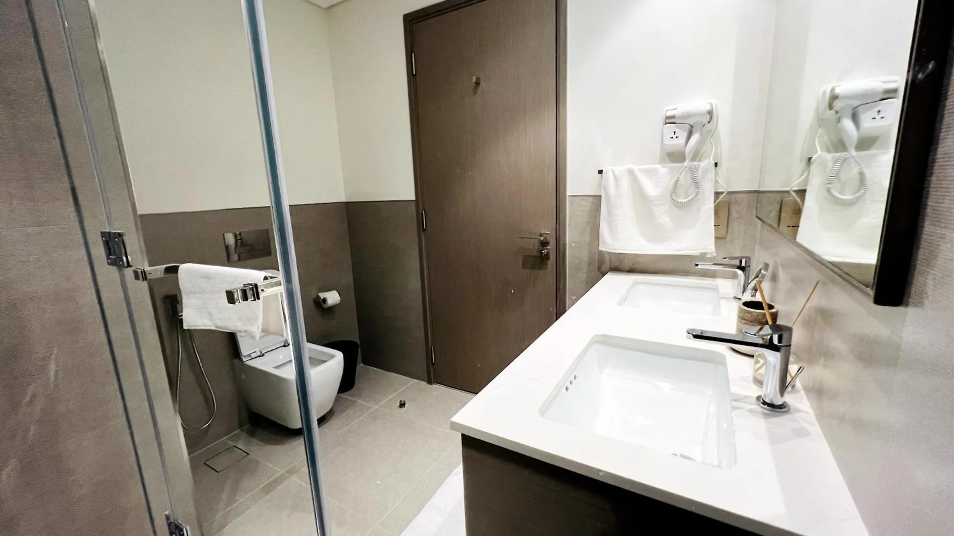 Cozy 2Br Apartment Burj Khalifa & Fountain Views Dubai 0*,  United Arab Emirates