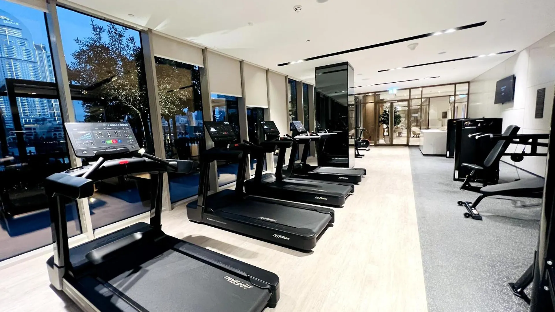 Cozy 2Br Apartment Burj Khalifa & Fountain Views Dubai