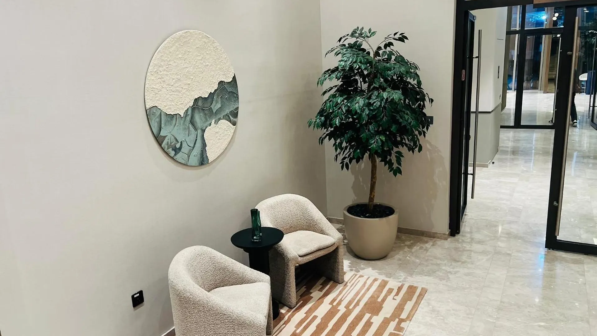 Cozy 2Br Apartment Burj Khalifa & Fountain Views Dubai