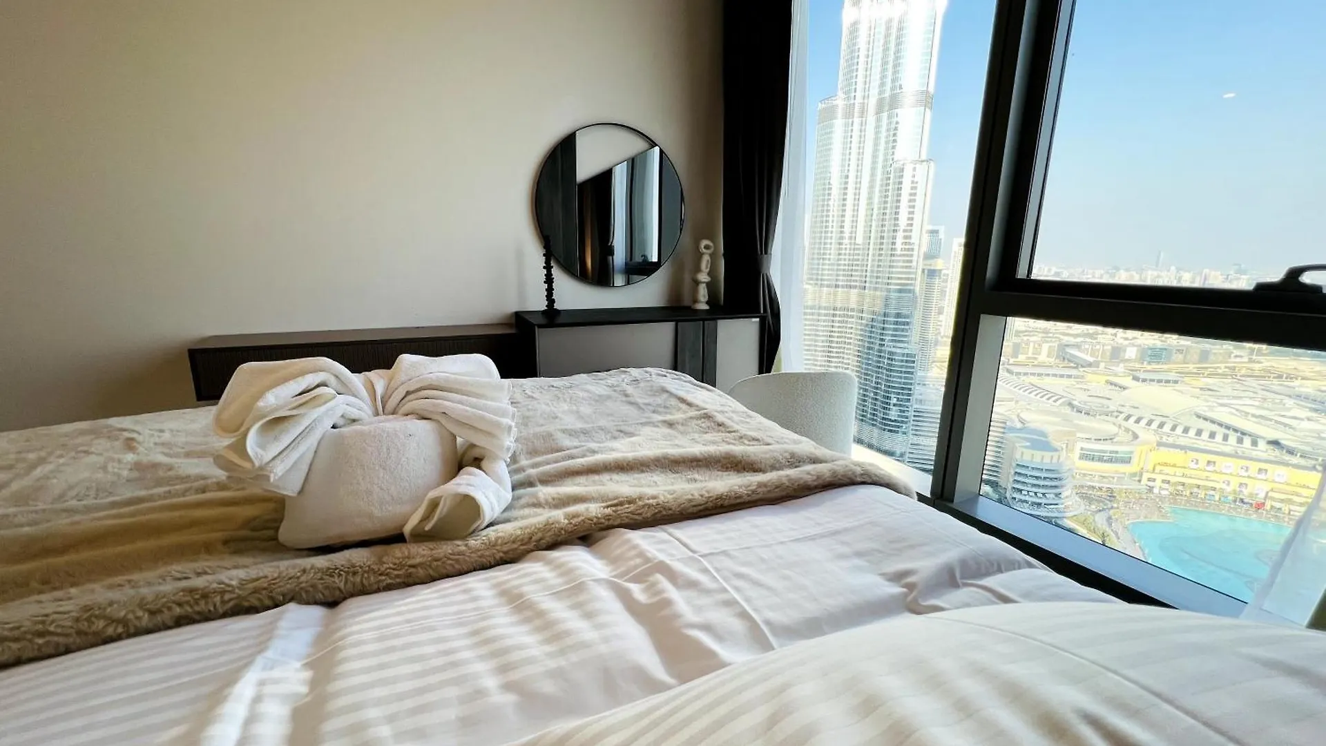 Cozy 2Br Apartment Burj Khalifa & Fountain Views Dubai United Arab Emirates