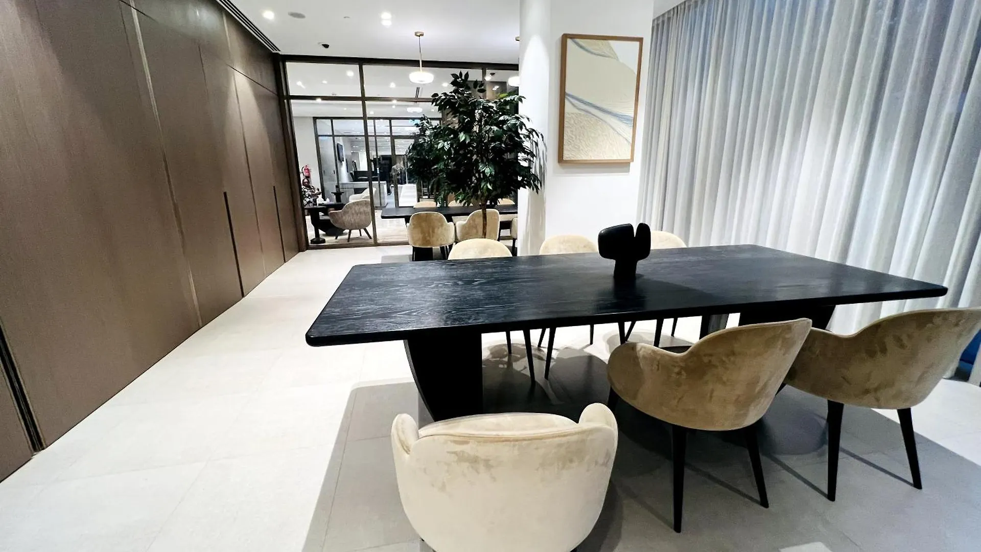 Cozy 2Br Apartment Burj Khalifa & Fountain Views Dubai